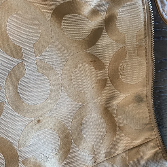 Tan/Cream Coach Handbag - Picture 3 of 8